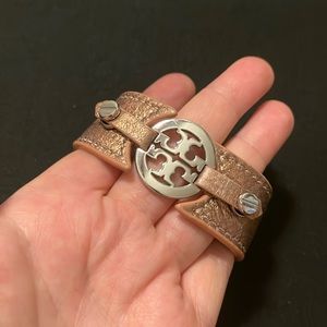 Tory Burch bracelet ⭐️